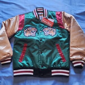 HEADWEAR CLASSICS YOUTH KIDS WU TANG SATIN JACKET GREEN/GOLD SIZE MEDIUM NEW!!!.